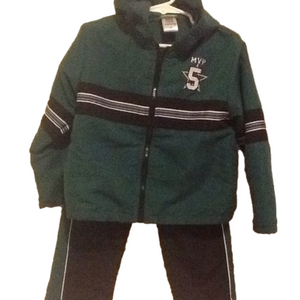 Kidgets Green & Black Lined Boys Track Suit Like New Size 4T